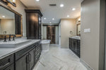 Hyde Park - Bathrooms - Designush
