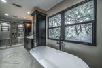 Hyde Park - Bathrooms - Designush